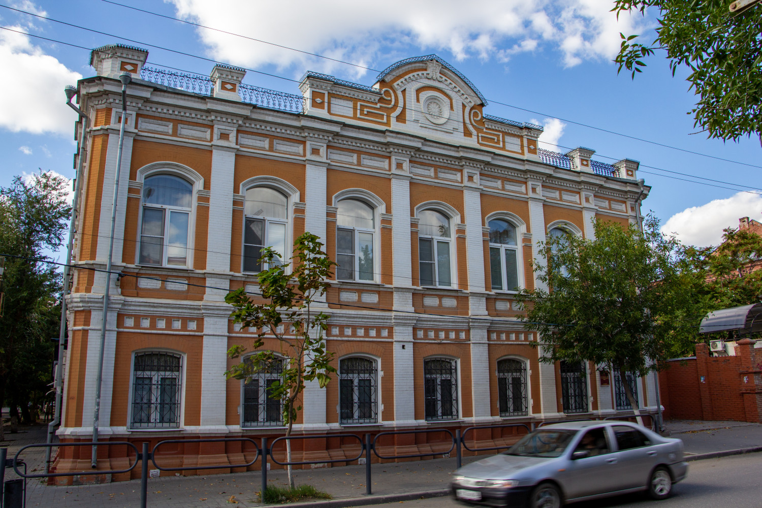 Astrakhan, Улица Раскольникова, 7