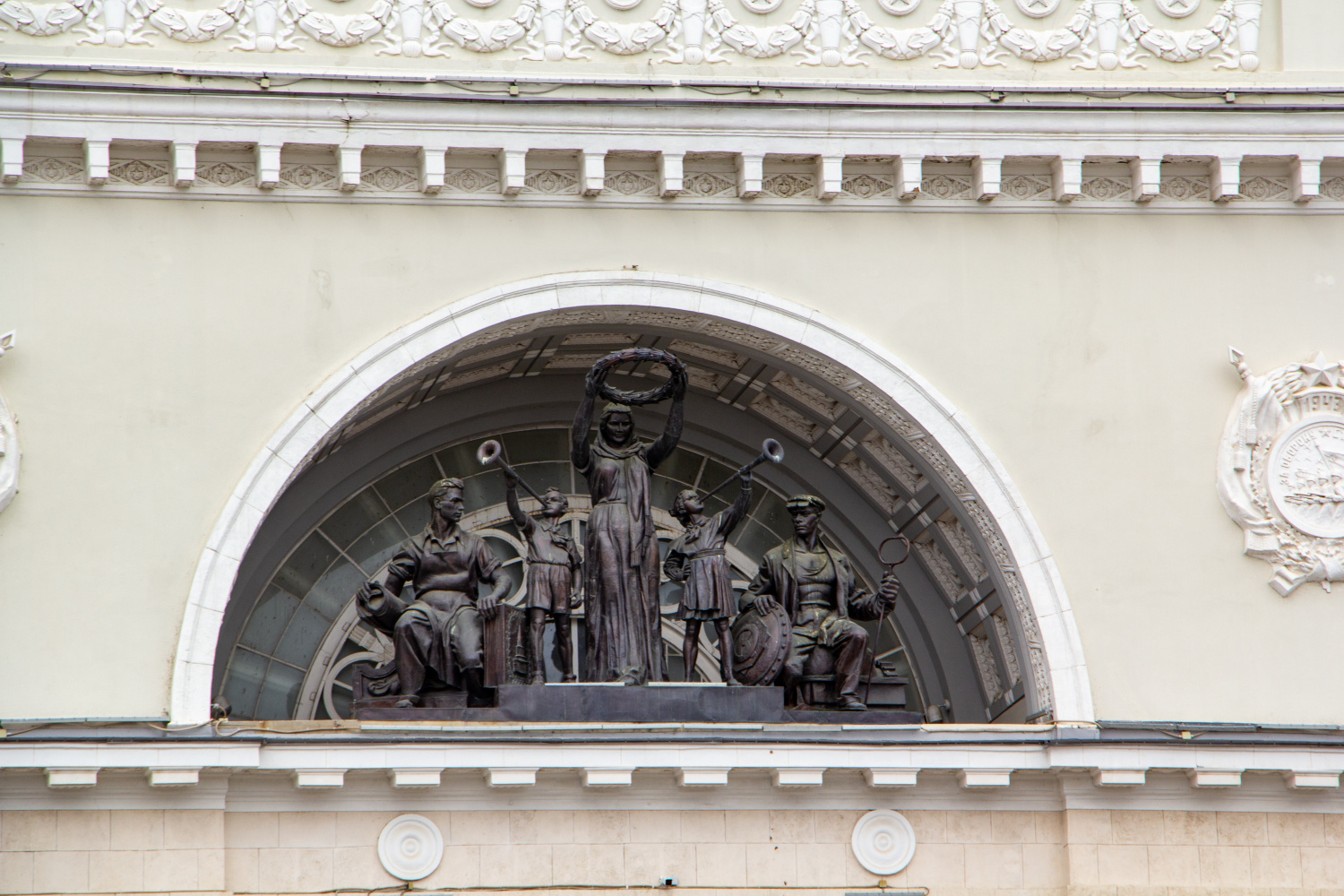 Волгоград, Привокзальная площадь, 1