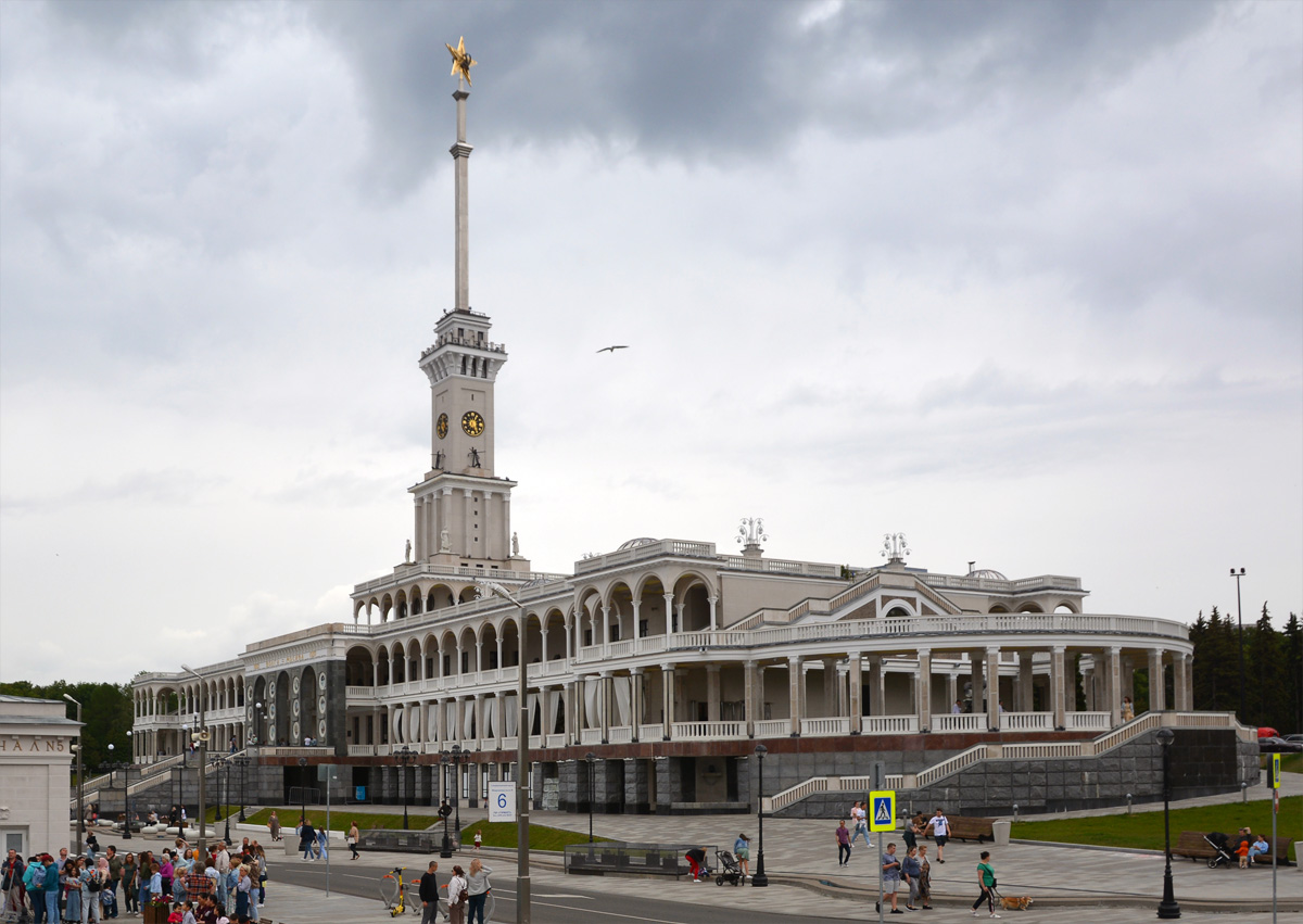 Москва, Ленинградское шоссе, 51