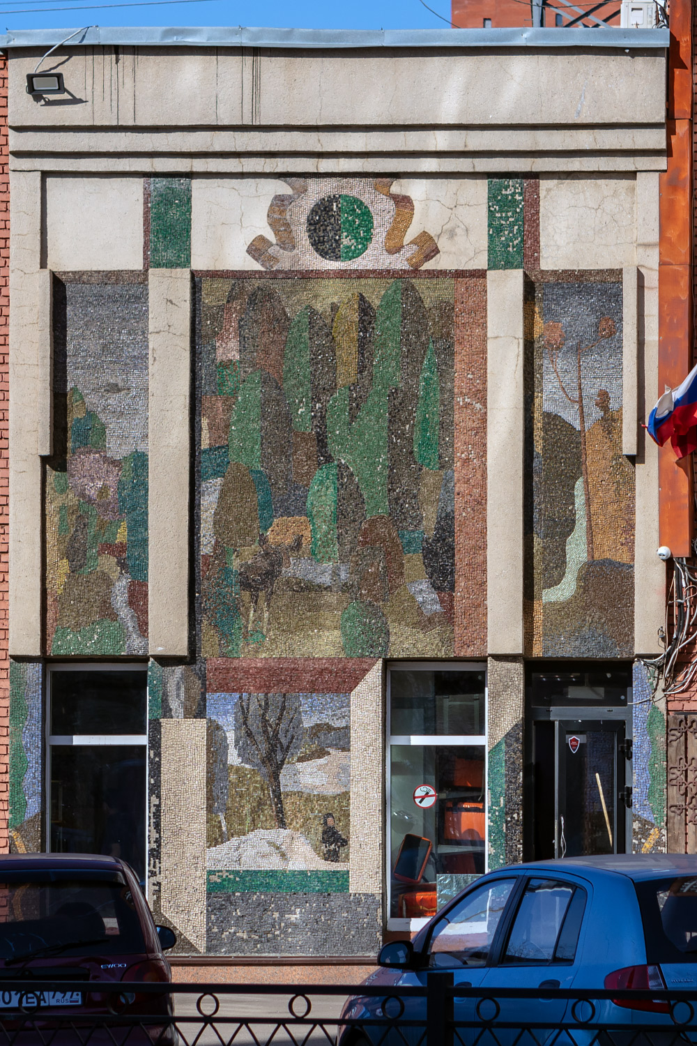 Moscow, Головинское шоссе, 1. Монументальное искусство (мозаики, росписи)