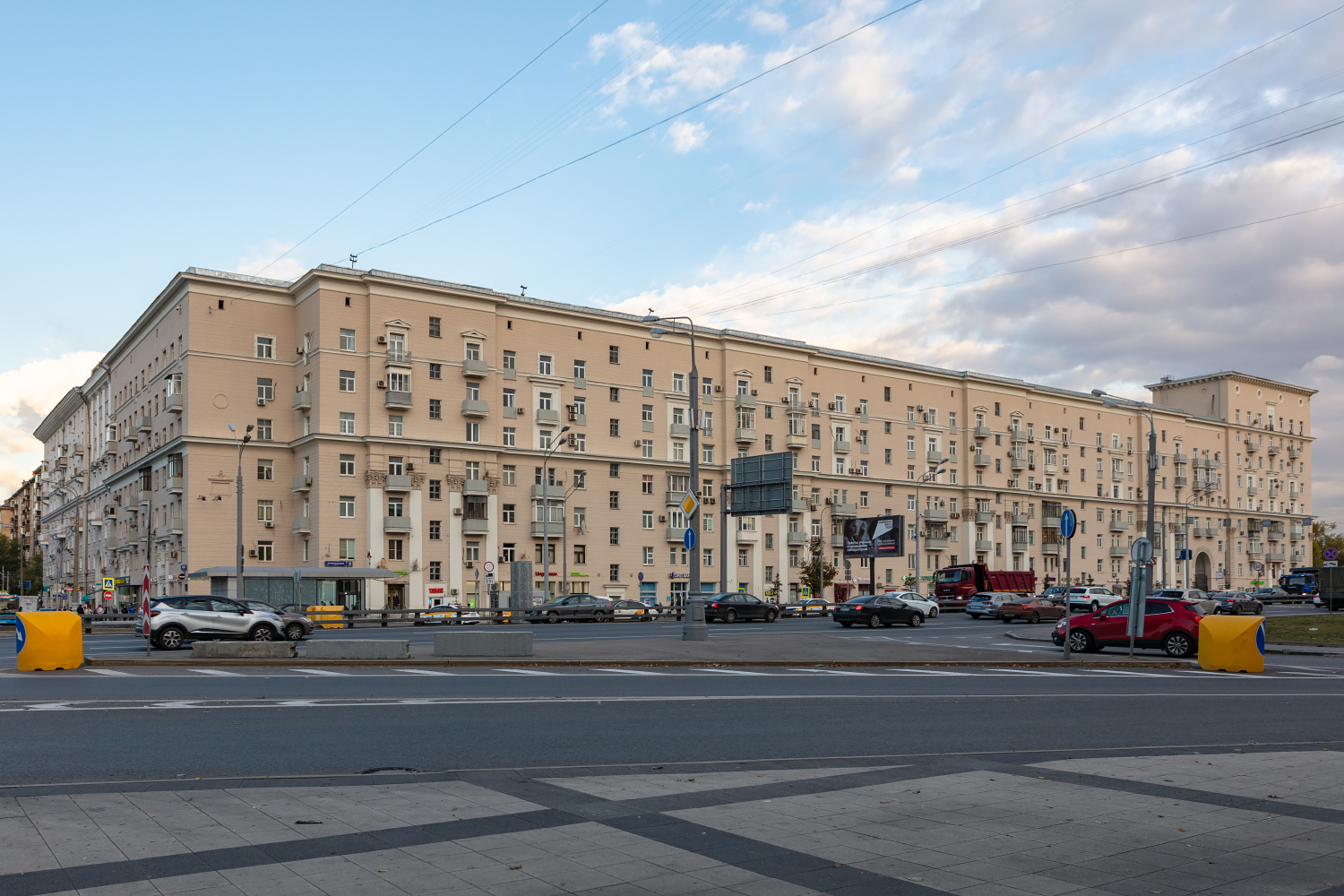 Москва, Ленинградское шоссе, 8 корп. 2