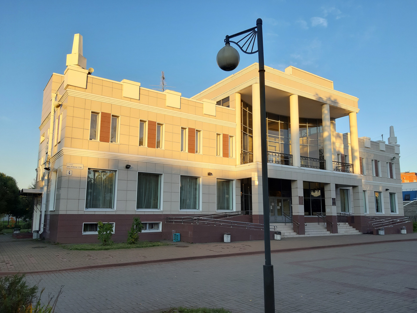 Sankt Petersburg, Улица Верности, 4