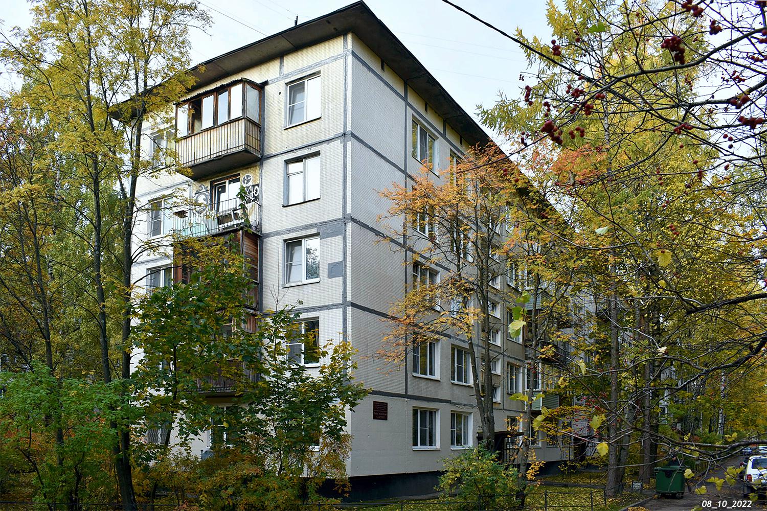 Санкт-Петербург, Светлановский проспект, 72 корп. 3