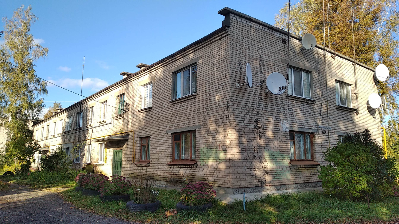 Дачная, Парковая улица, 1