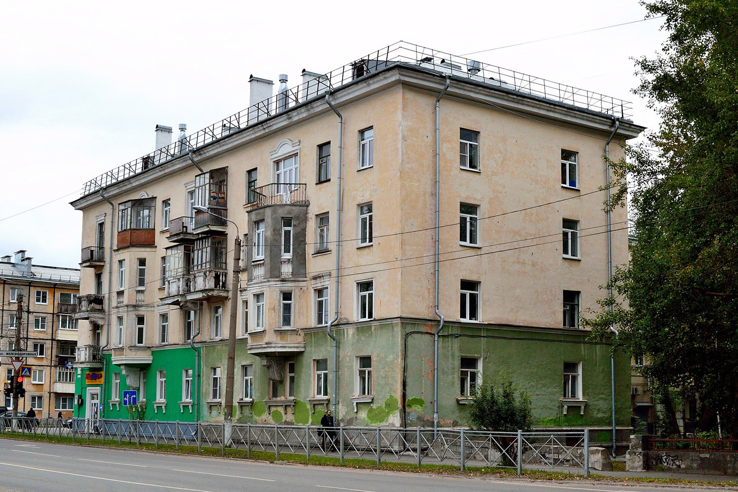 Северодвинск, Железнодорожная улица, 2Д / Первомайская улица, 1