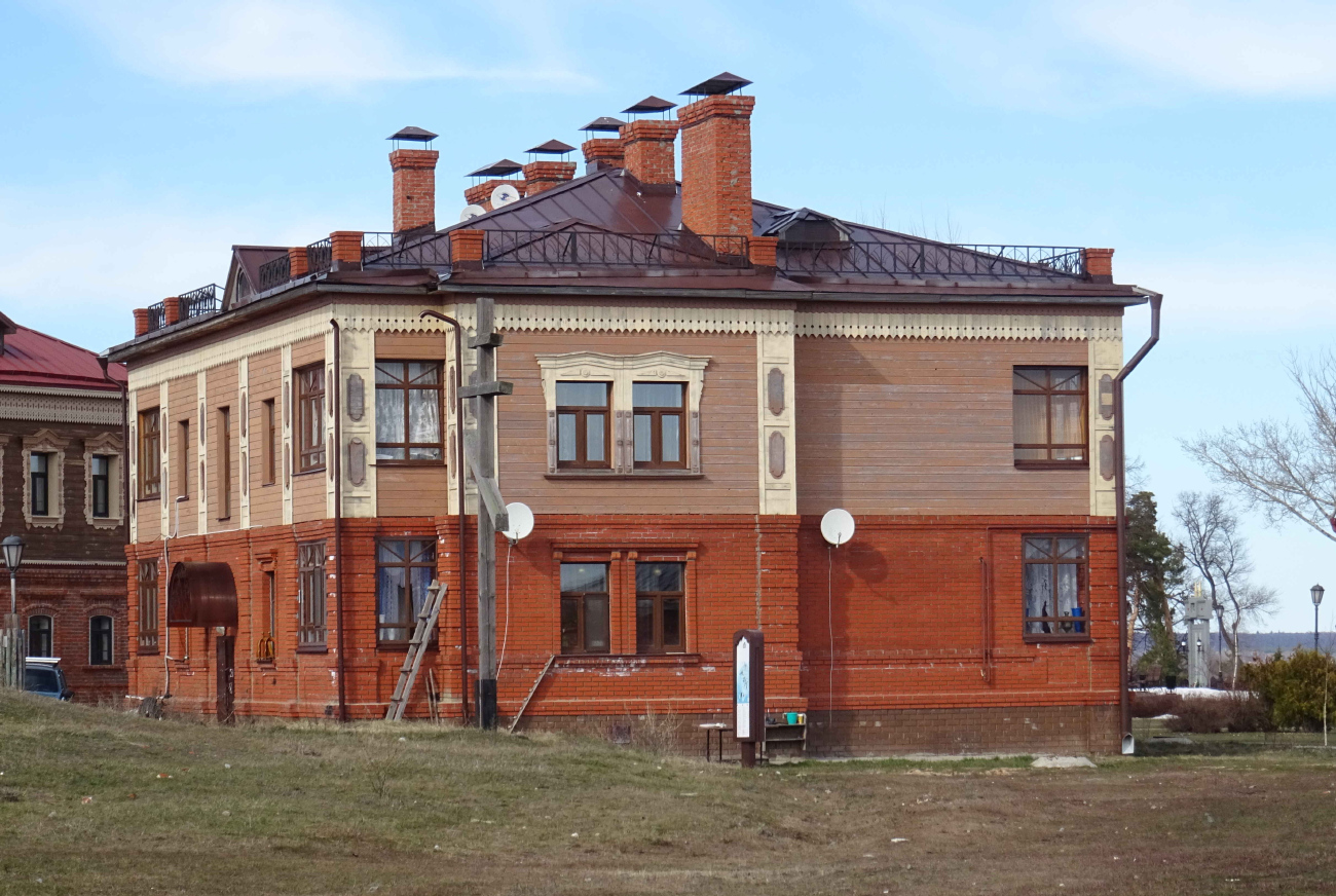 Свияжск, Троицкая улица, 1