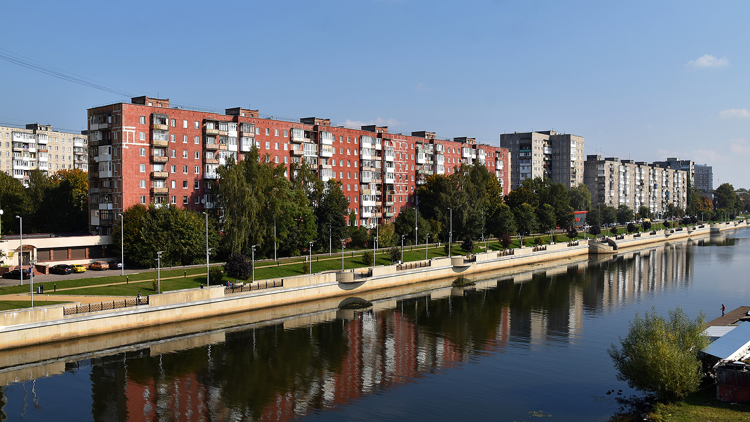 Калининград, Набережная Адмирала Трибуца, 39-49; Набережная Адмирала Трибуца, 53; Набережная Адмирала Трибуца, 55-67
