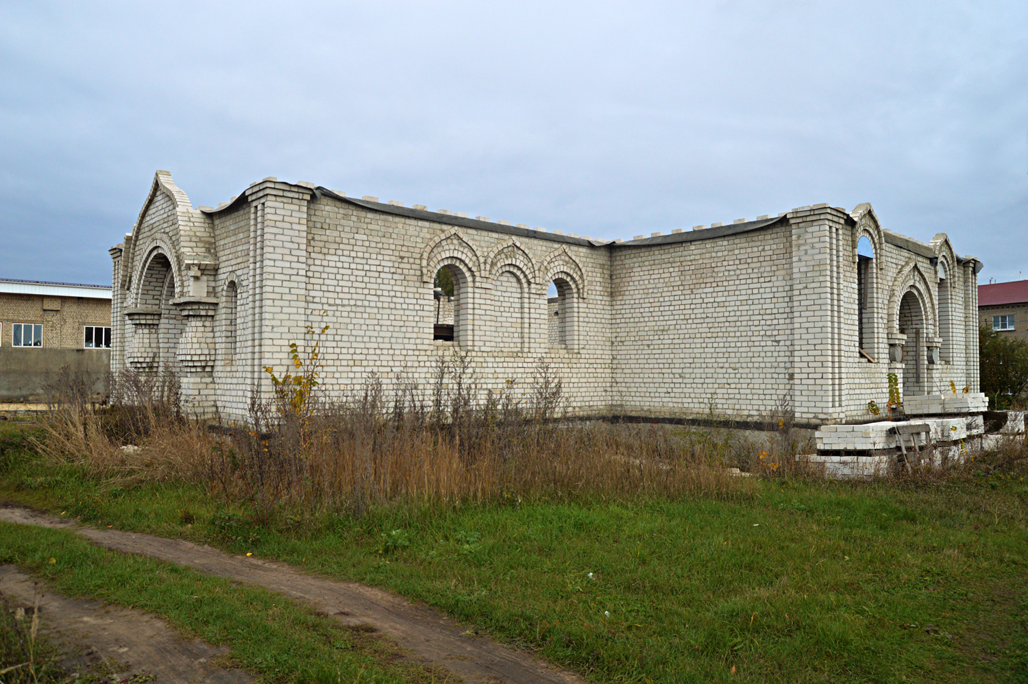 Стрелица, Улица Космонавтов, 2