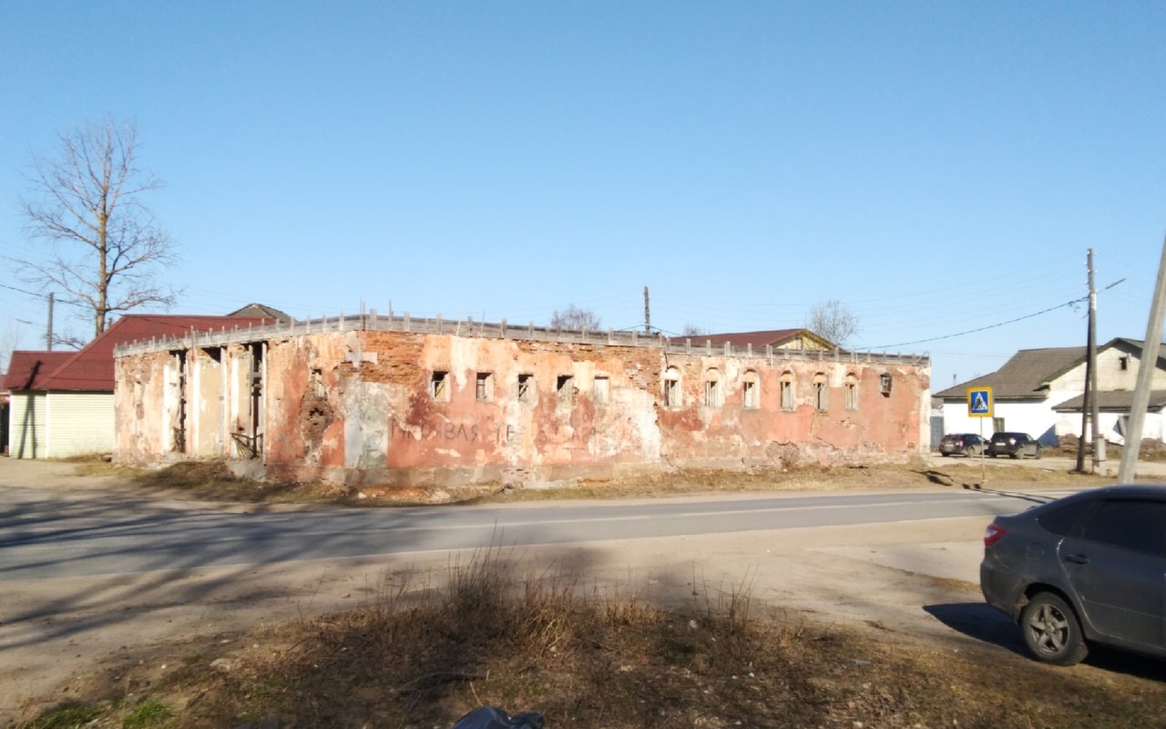 Октябрьский, Советская улица, 28