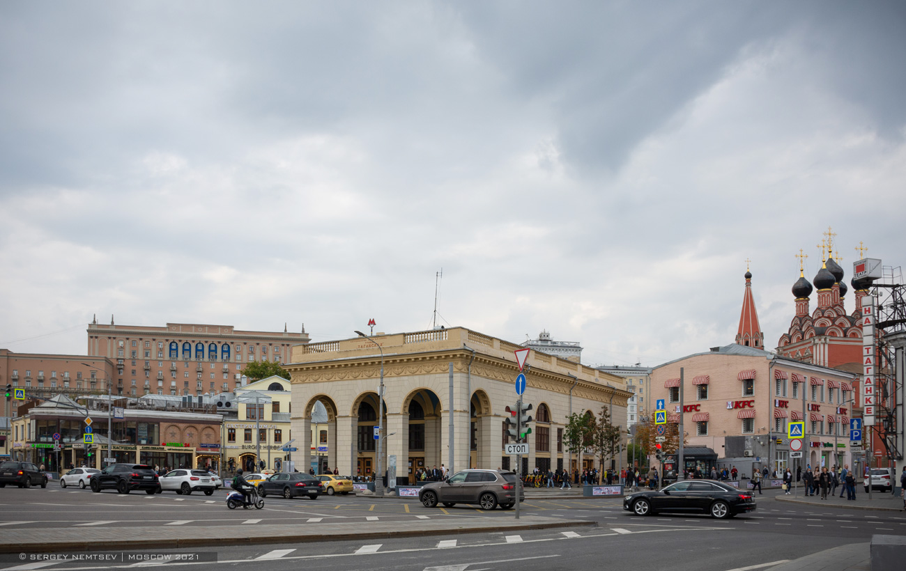 Moskau, Таганская площадь, 1
