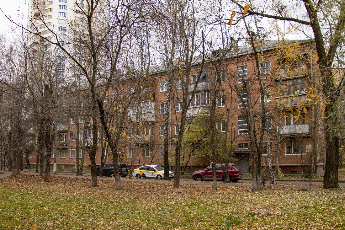 Химки, Библиотечная улица, 22