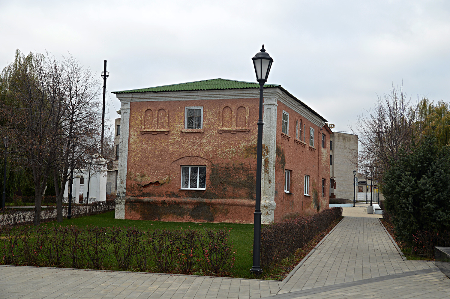 Репьёвский район, прочие н.п., С. Репьёвка, Площадь Победы, 3