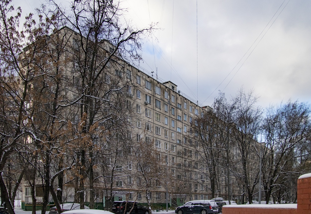 Москва, Петрозаводская улица, 10