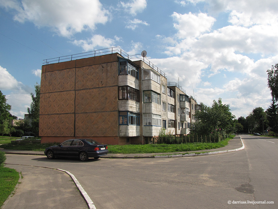 Дубровно, Улица Горулёва, 1