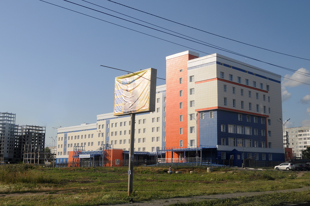 Омск, Проспект Комарова, 20
