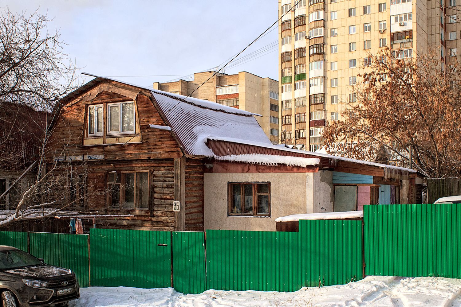 Уфа, Иглинская улица, 33; Улица Софьи Перовской, 11/1