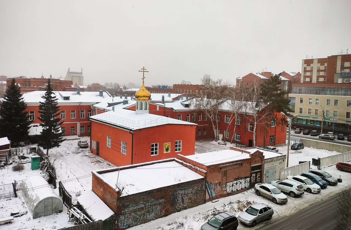 Омск, Улица Лермонтова, 56 / Улица 30 лет ВЛКСМ, 61