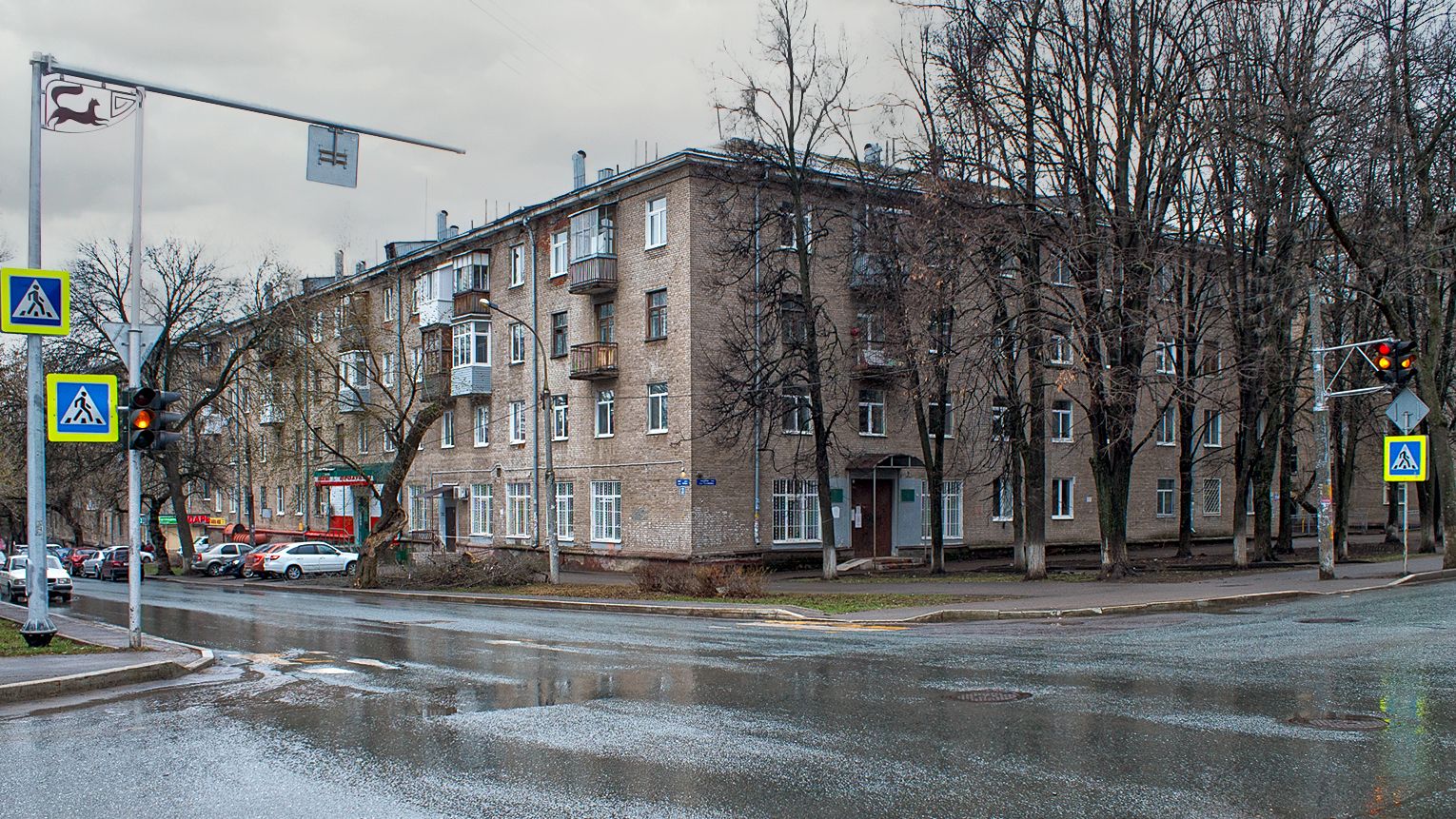 Уфа, Улица Победы, 23 / Улица Калинина, 24