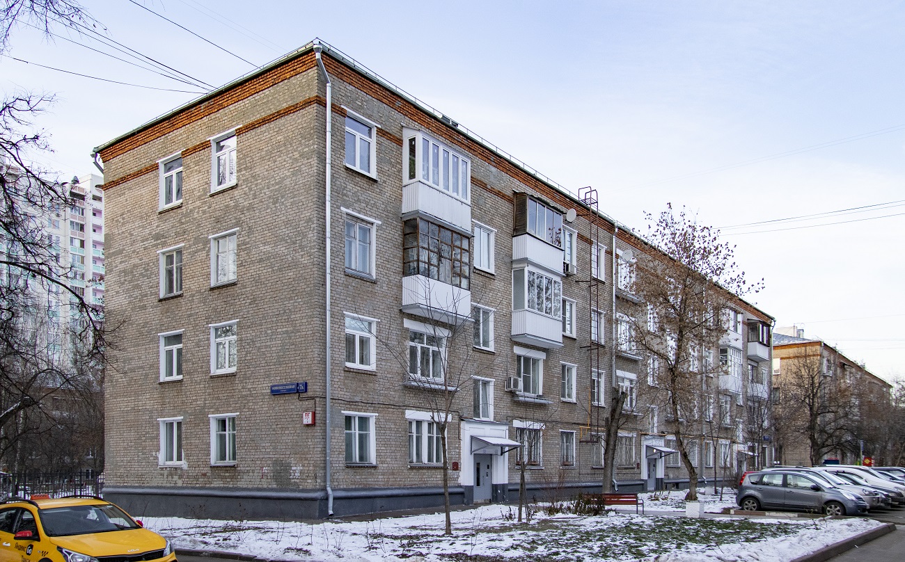 Москва, Новопоселковая улица, 7А