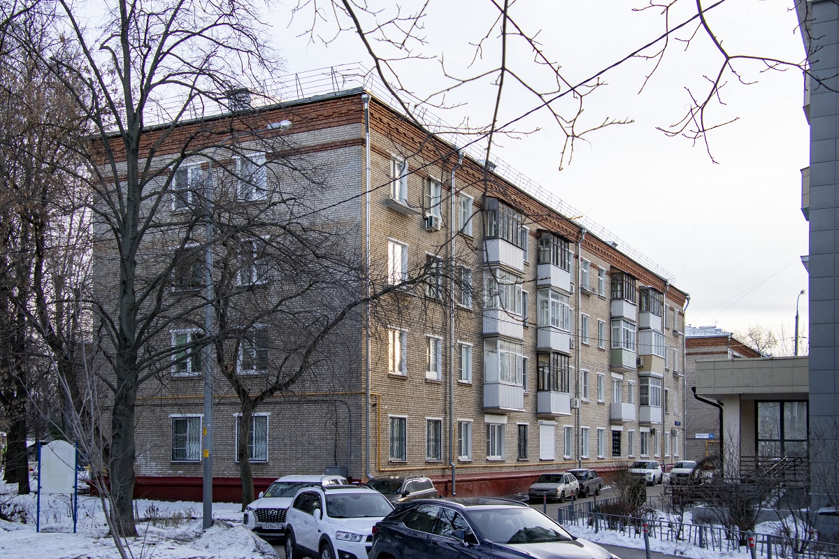 Москва, Сходненская улица, 32