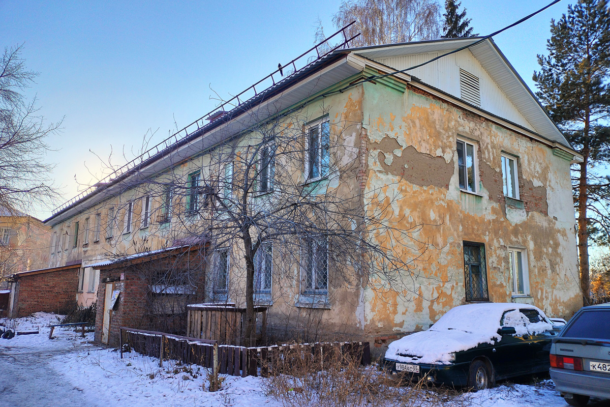 Омск, Улица Челюскинцев, 106
