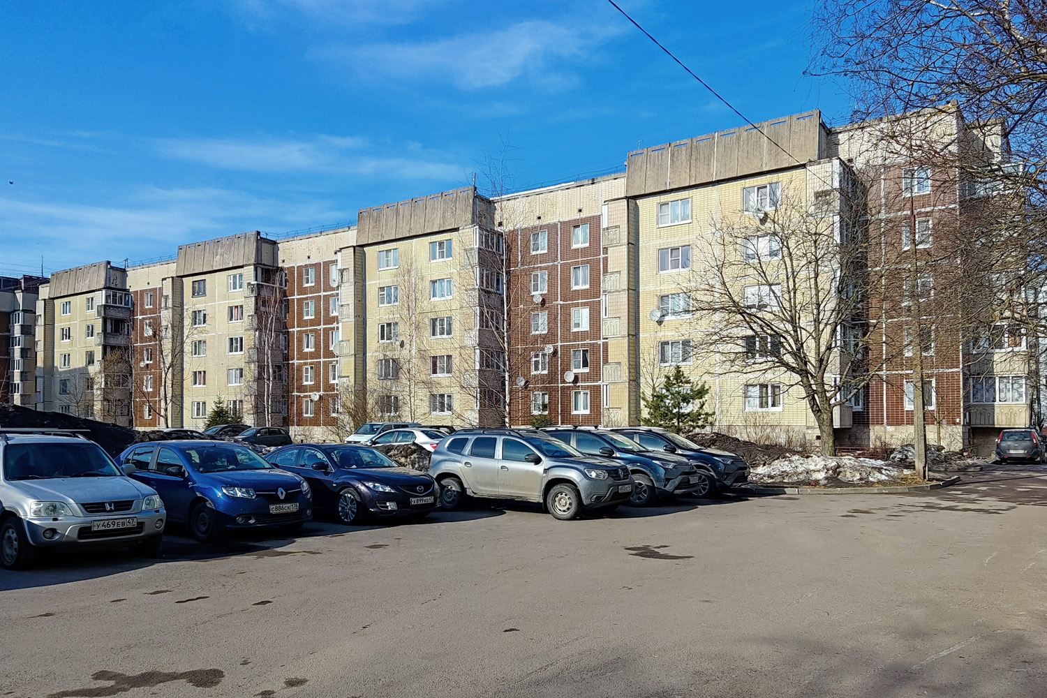 Кировск, Молодёжная улица, 7 корп. 1