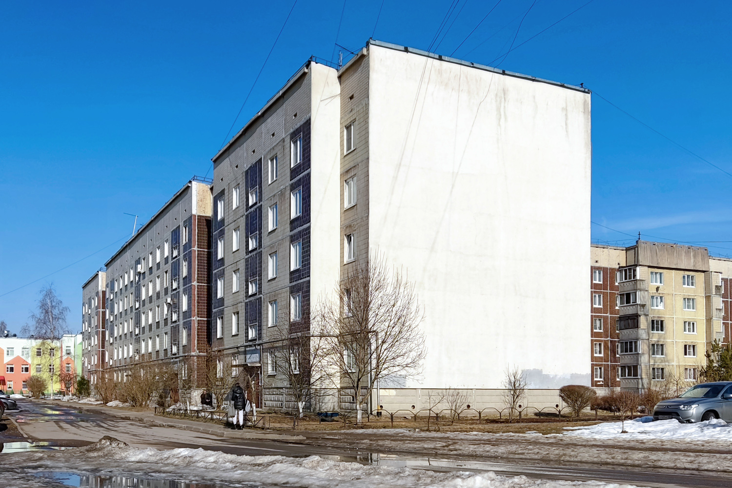 Кировск, Ладожская улица, 8