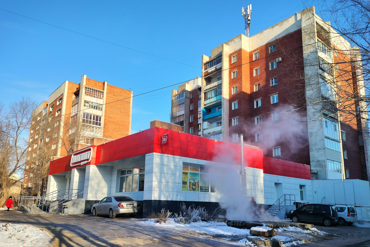 Омск, Улица Челюскинцев, 102 корп. 1; Улица Челюскинцев, 104; Улица Челюскинцев, 104 корп. 1
