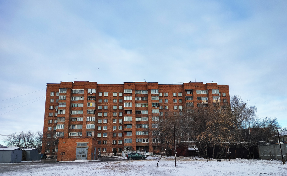 Омск, 2-я Совхозная улица, 25; 2-я Совхозная улица, 25*