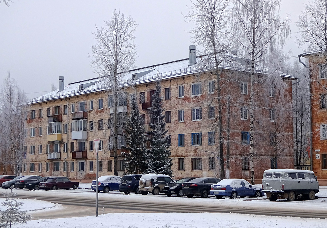 Мирный, Улица Неделина, 24