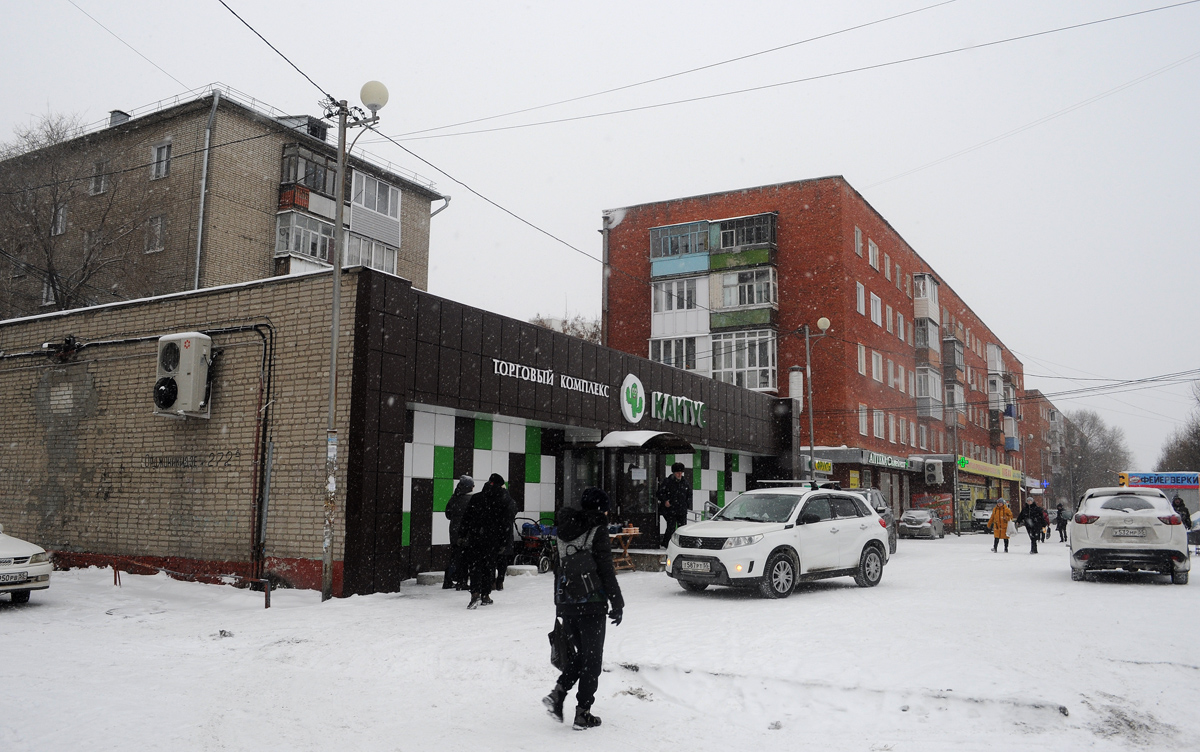 Omsk, Улица Орджоникидзе, 272А; Улица Орджоникидзе, 270