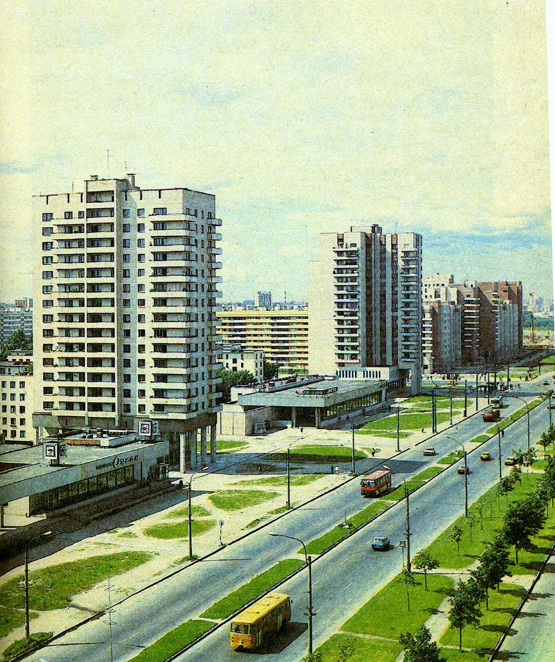 Санкт-Петербург, Ленинский проспект, 121 корп. 5; Ленинский проспект, 121 корп. 1; Ленинский проспект, 119 лит. Б; Ленинский проспект, 119