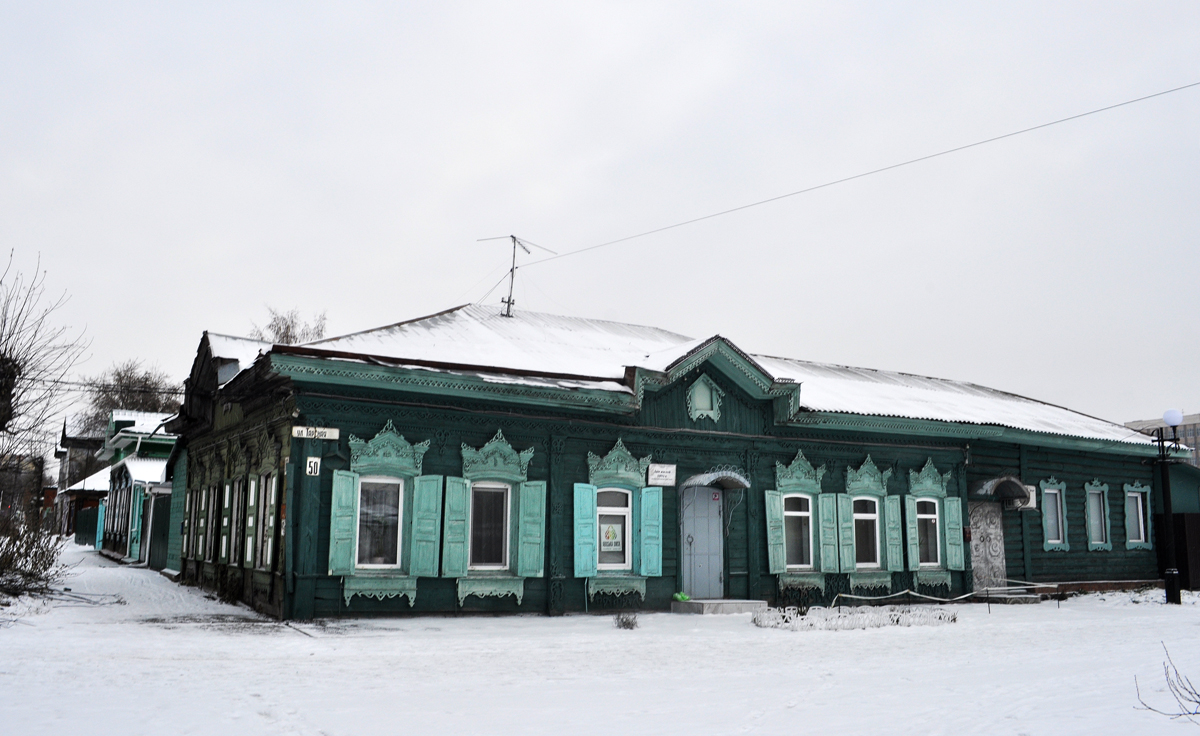 Омск, Тарская улица, 50 / Улица Рабиновича, 82