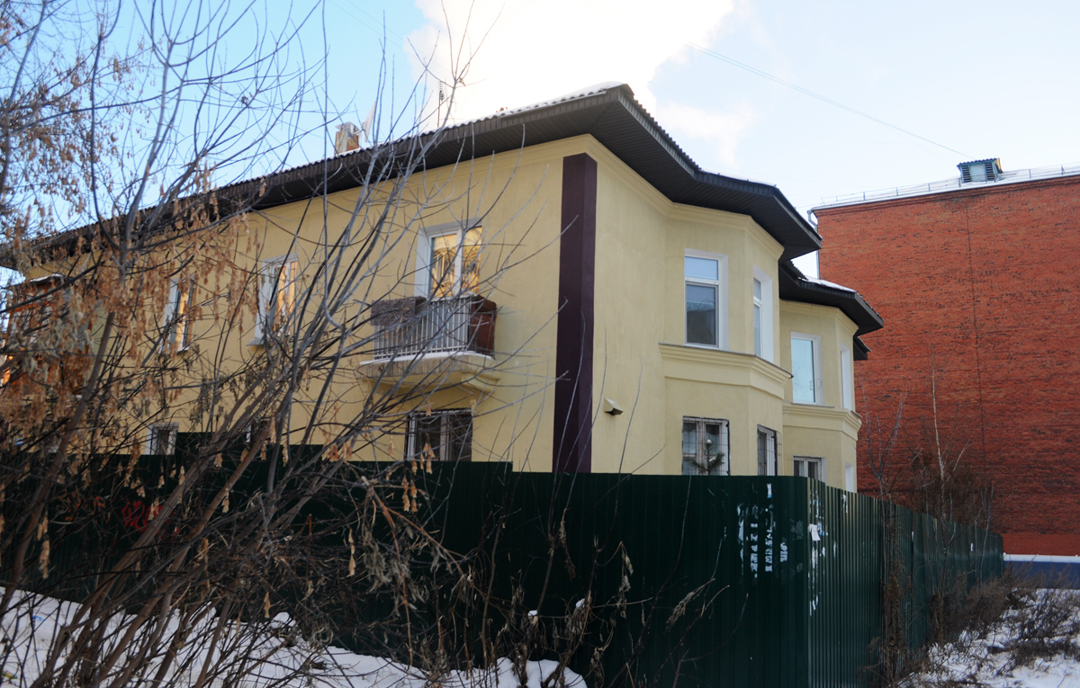 Омск, Улица Гризодубовой, 37