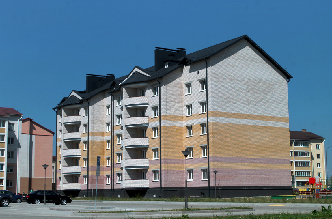 Любань, Улица Луферова, 1В