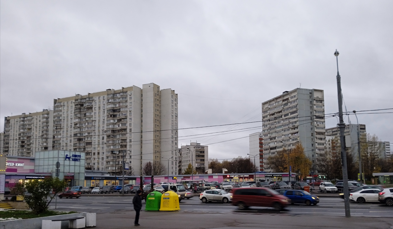 Moskau, Профсоюзная улица, 124; Улица Островитянова, 30 корп. 1