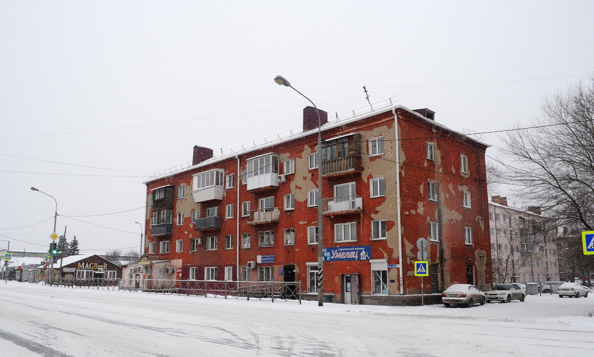 Омск, 28-я Северная улица, 14; Улица Орджоникидзе, 273А