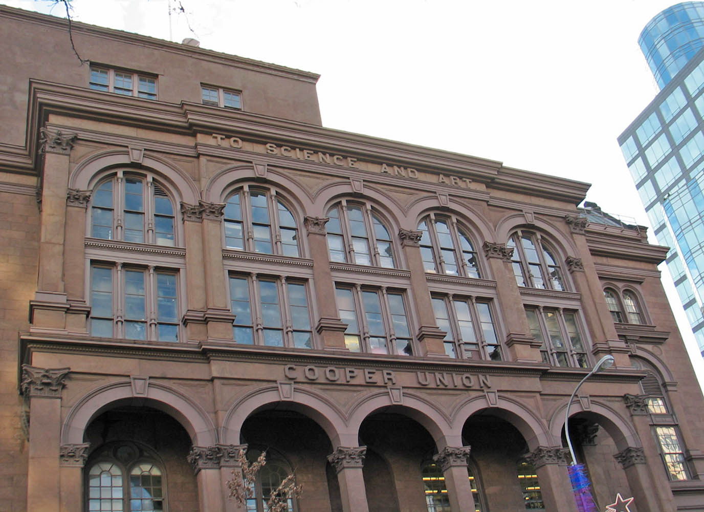 Нью-Йорк, Lafayette Str (M), 454