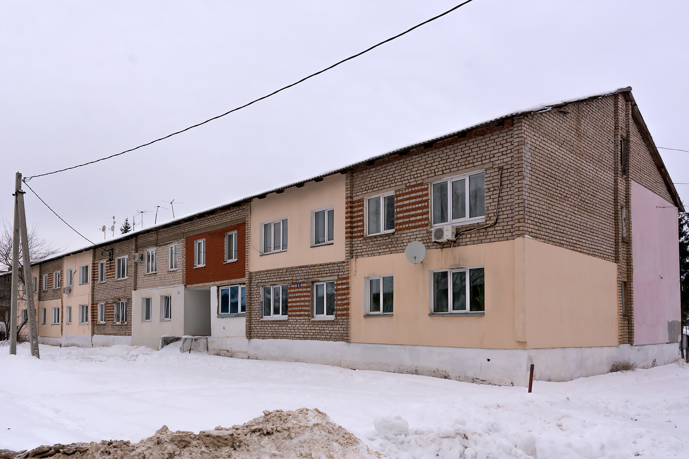 Уфимский район, прочие н.п., С. Дмитриевка, Трактовая улица, 4