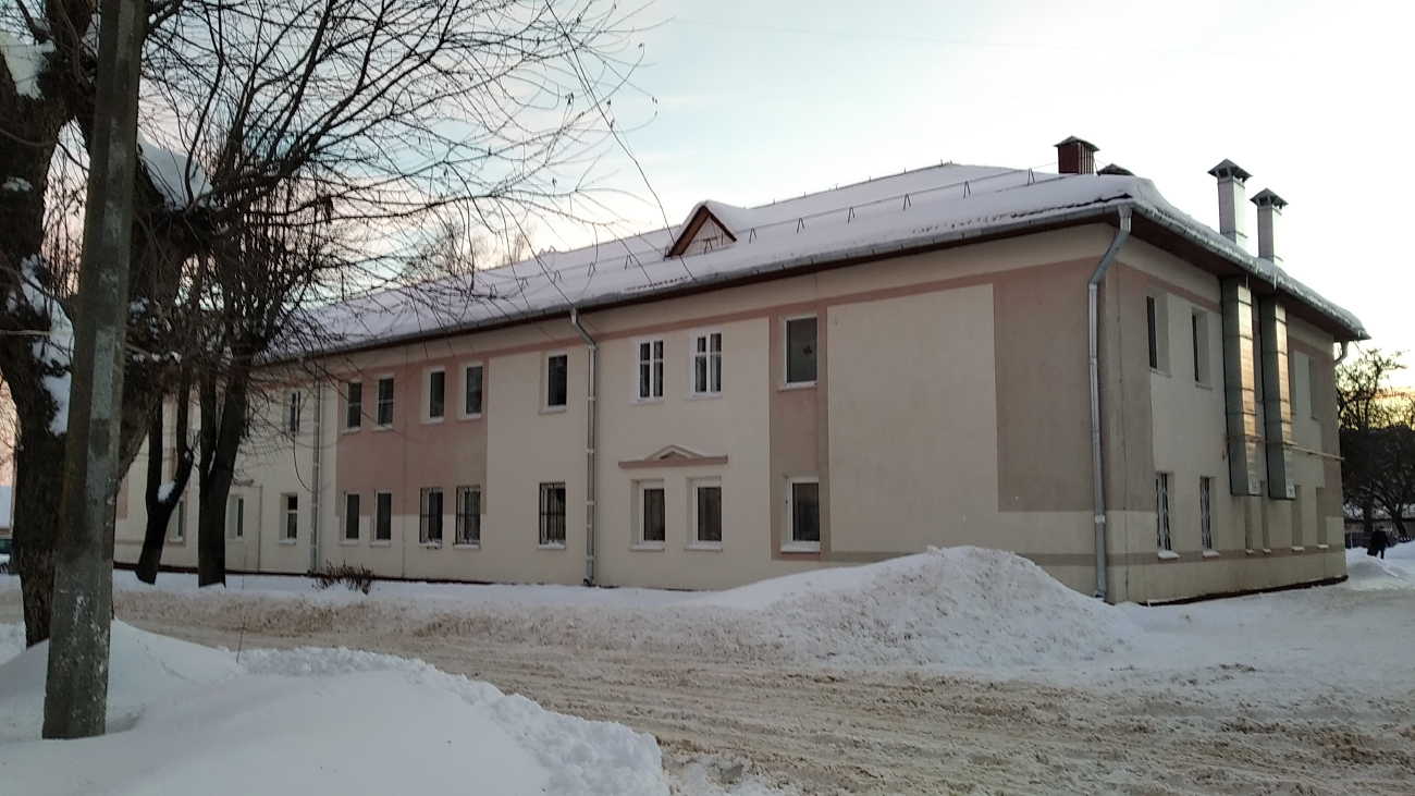 Барань, Комсомольская улица, 4