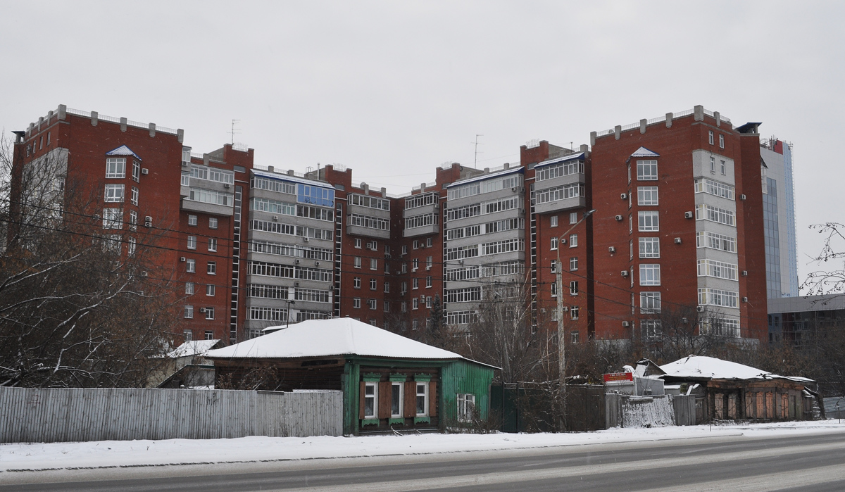 Omsk, Улица Фрунзе, 49; Улица Булатова, 58; Улица Булатова, 60