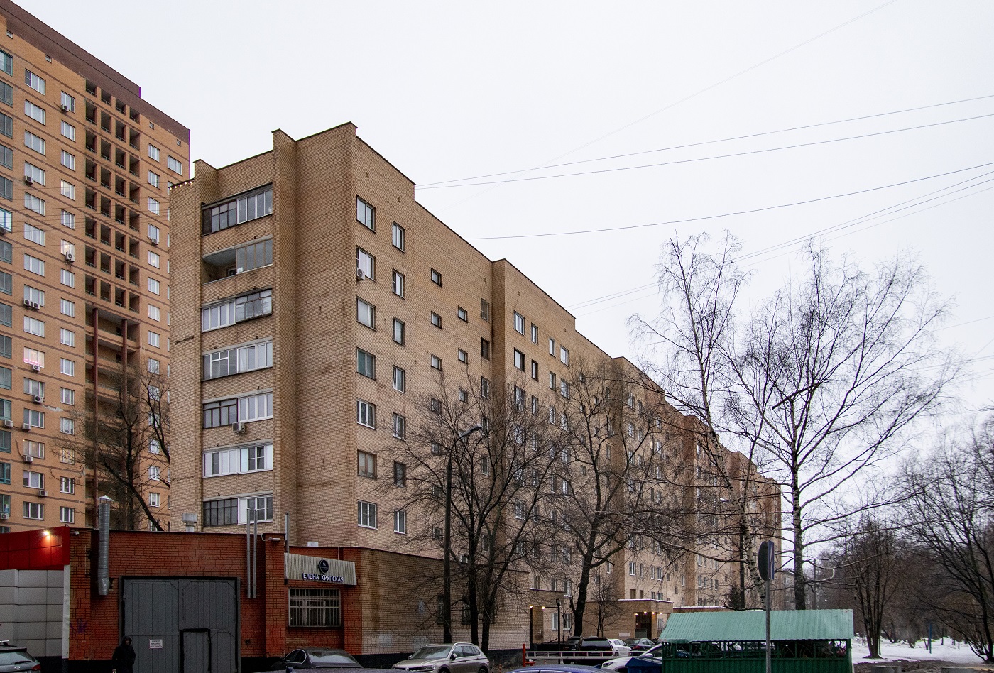 Химки, Спартаковская улица, 12