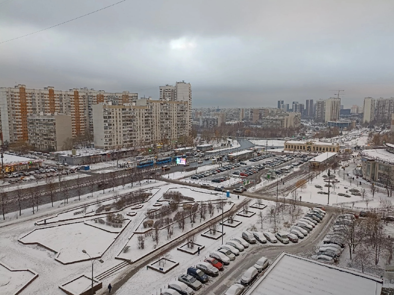 Москва, Улица Знаменские Садки, 1 корп. 2; Бульвар Дмитрия Донского, 2 корп. 2; Бульвар Дмитрия Донского, 2 корп. 1; Старокачаловская улица, вл. 5А. Москва — Панорамы