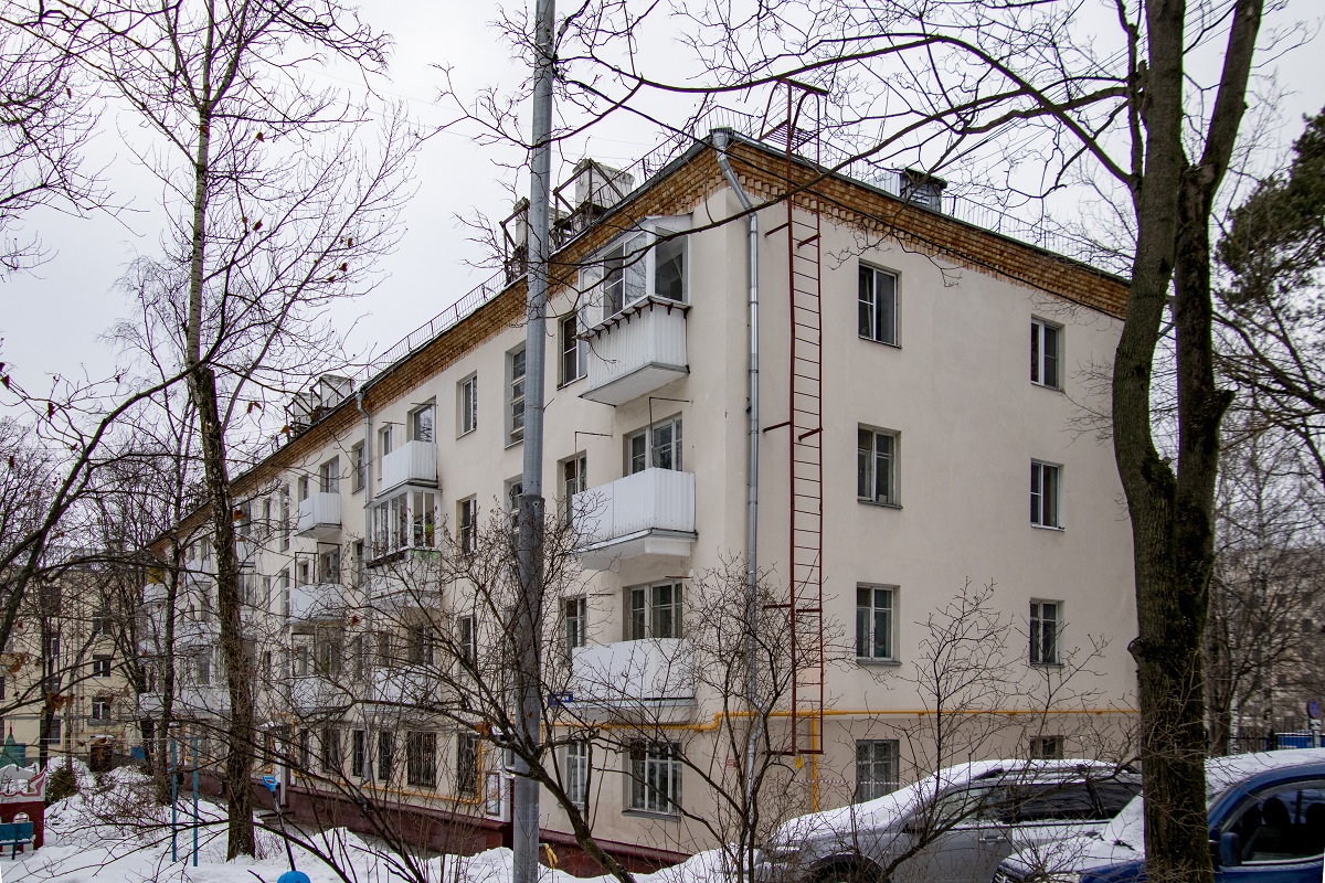 Москва, Сосновая аллея, 4