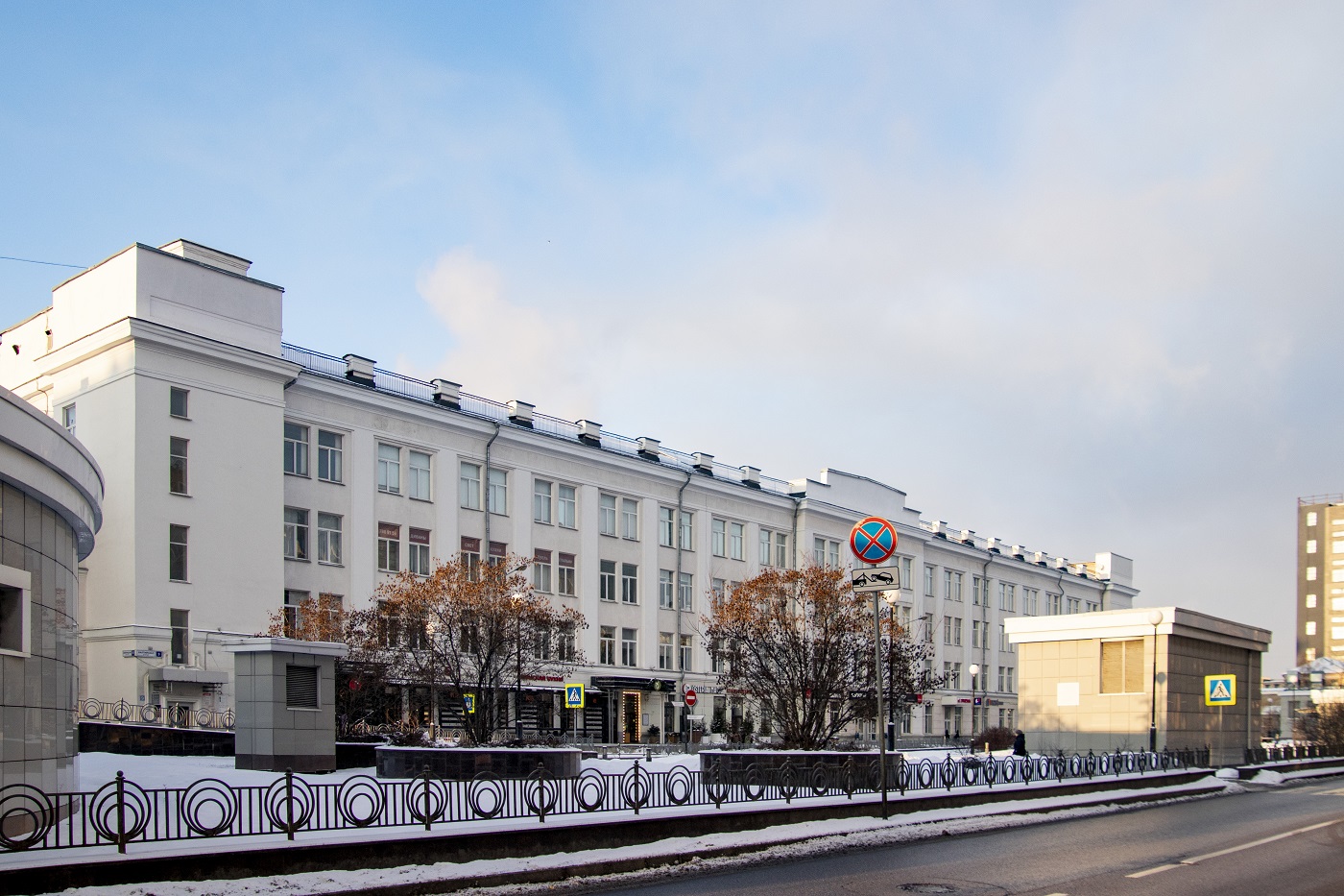 Москва, Ленинградский проспект, 80 корп. 21 / Балтийская улица, 9
