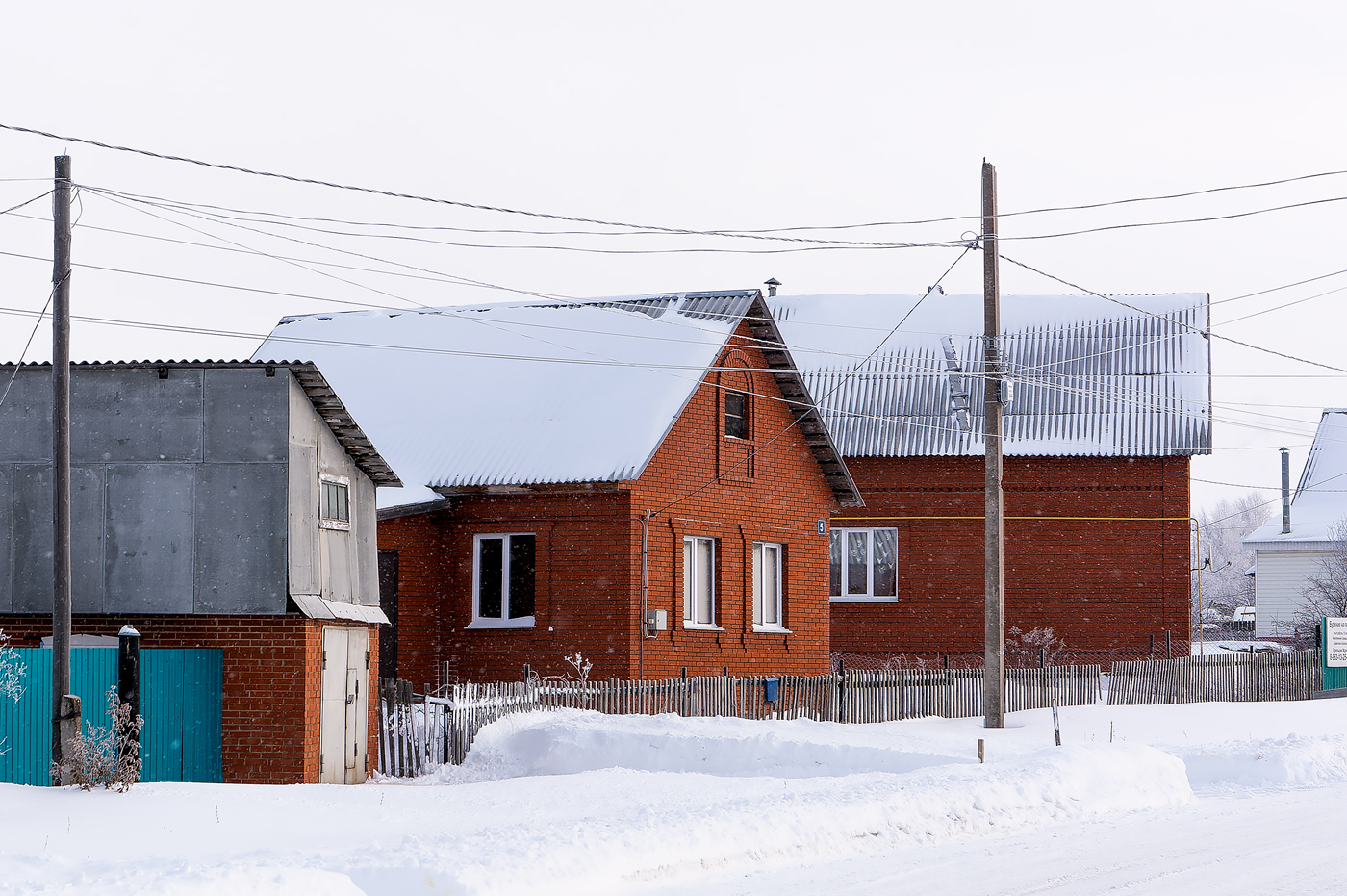 Краснокамский район, прочие н.п., с. Можары, Новая улица, 5; с. Можары, Новая улица, 7