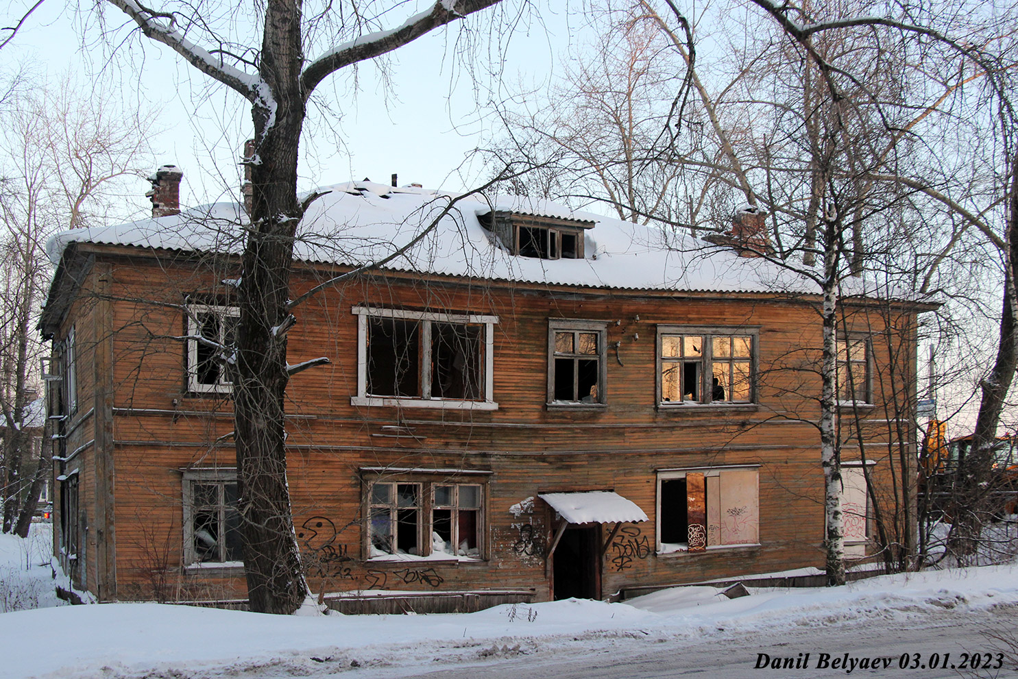 Archangielsk, Московский проспект, 8 / Улица Павла Усова, 27