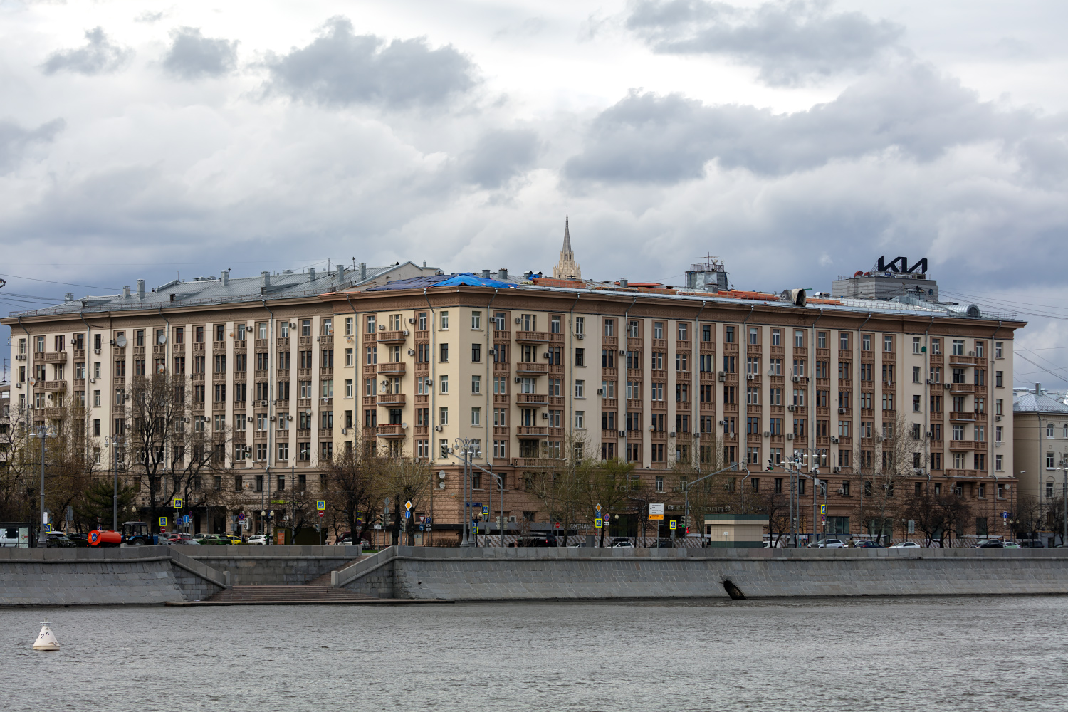 Москва, Фрунзенская набережная, 12