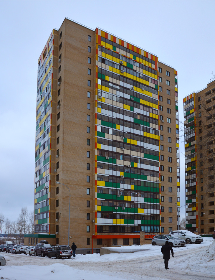 Nabierieżnyje Czełny, Комсомольская набережная, 3