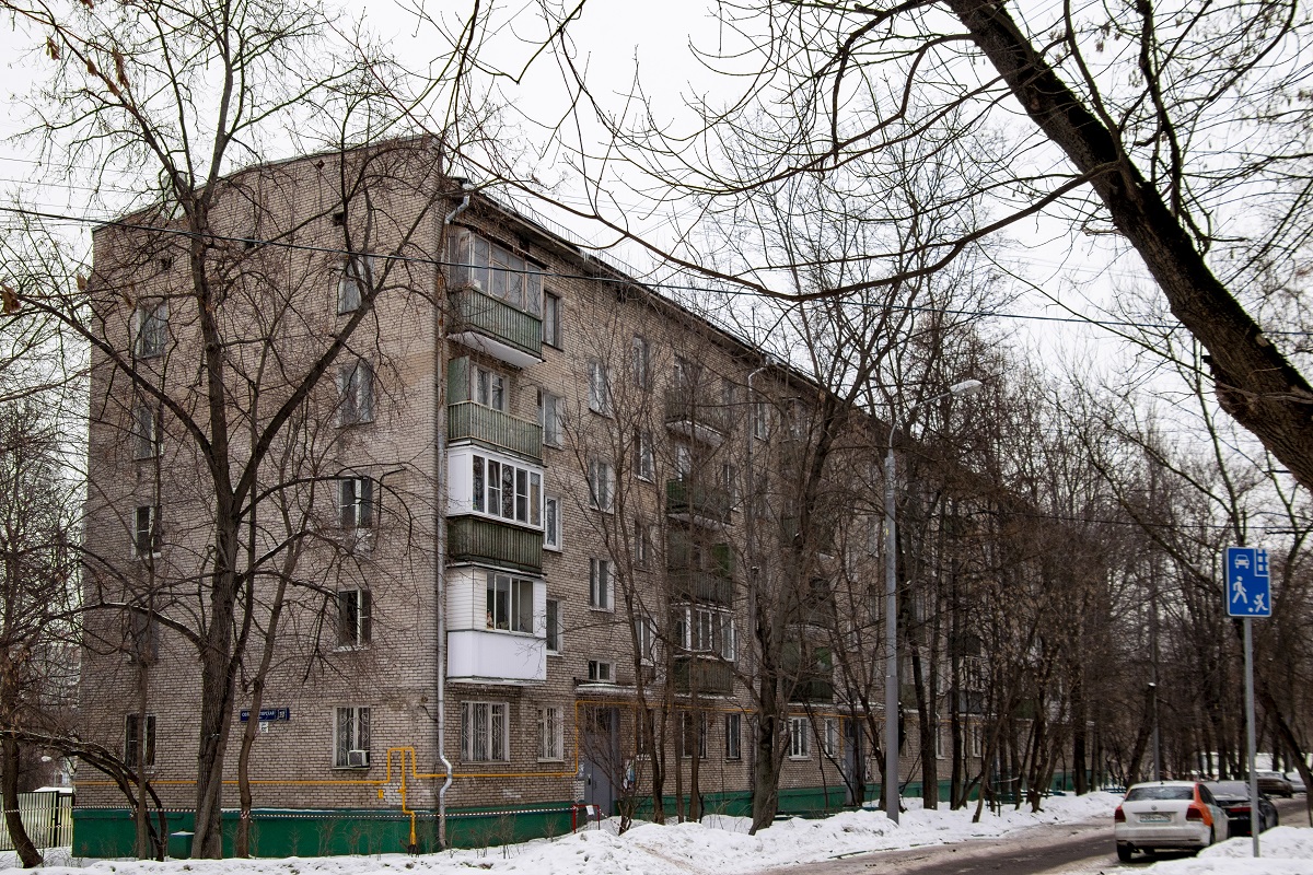 Москва, Солнечногорская улица, 17